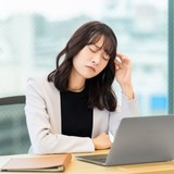 新入社員の基本給が自分より「3万円」高い…勤続5年で基本給18万円の女性の投稿に注目集まる